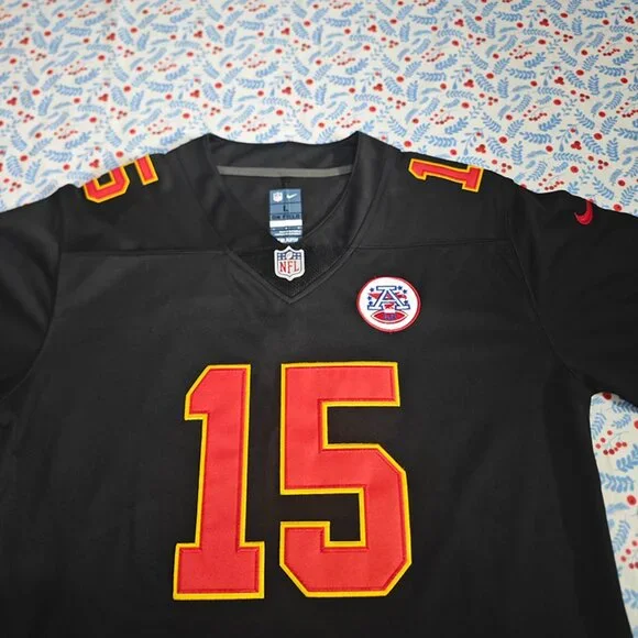 Patrick Mahomes Chiefs Super Bowl Black Jersey No. 15 - Picture 3 of 7